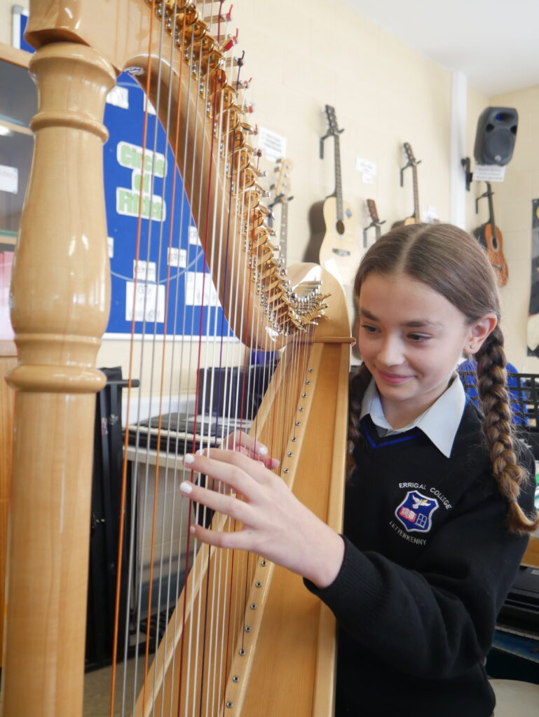 Errigal-College-Harp